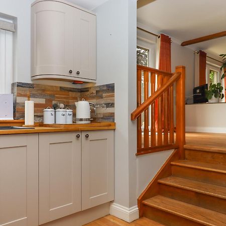 Hole Park Villa Холсуърти Екстериор снимка